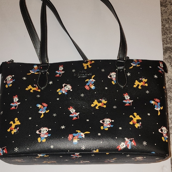 Coach Disney X Gallery Tote Bag  and Wallet Set with Holiday Disney Characters - Picture 12 of 16